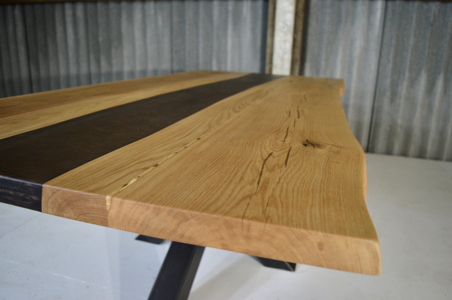 The Oak River Metal Spider-200 x 100 cm