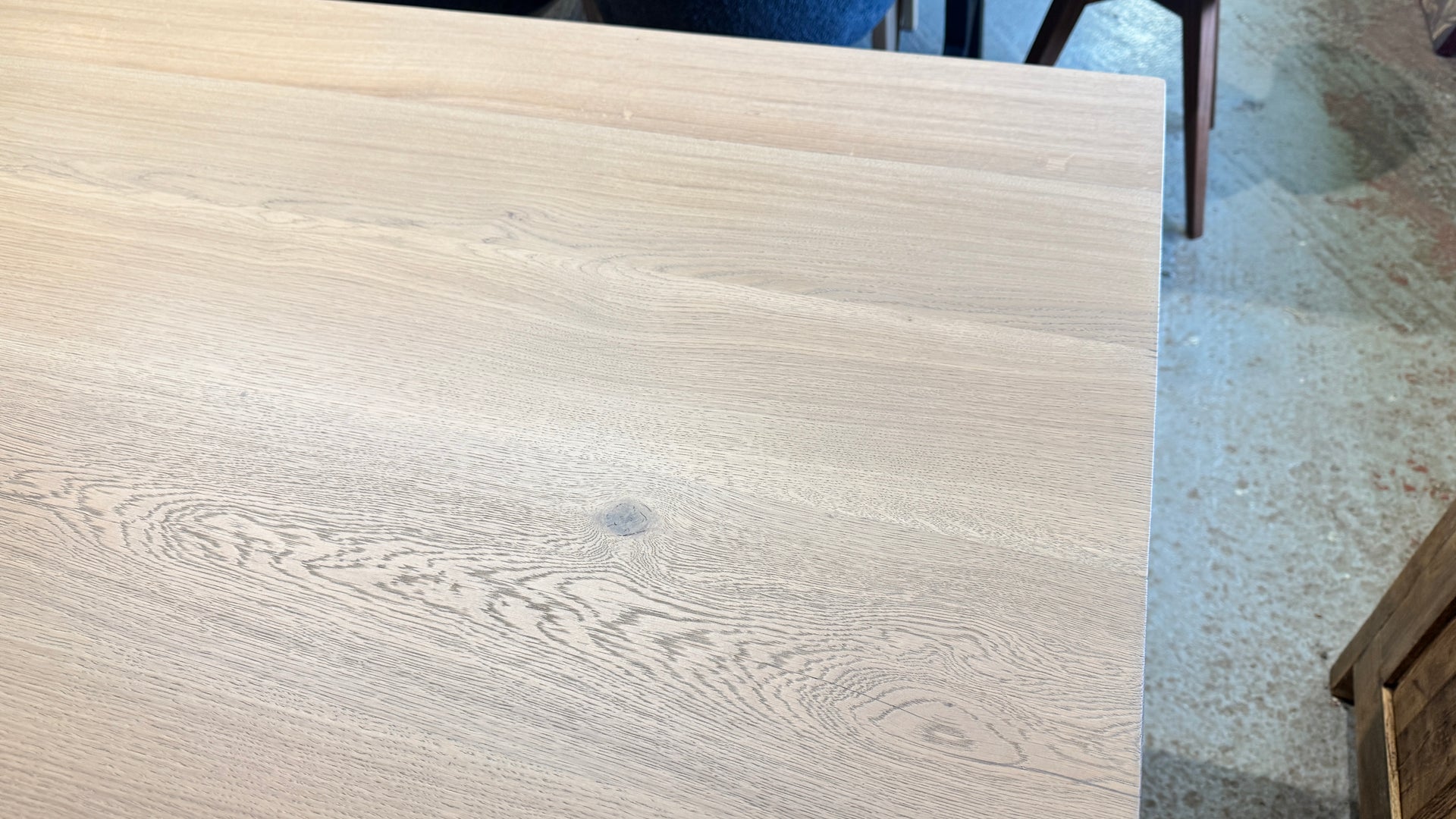 The Heritage:230 x 101 cm