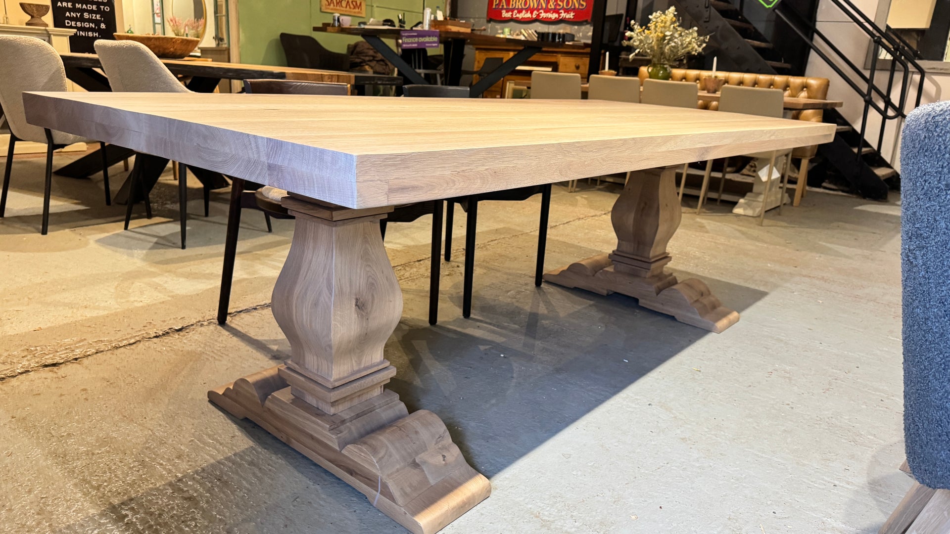 The Heritage:230 x 101 cm