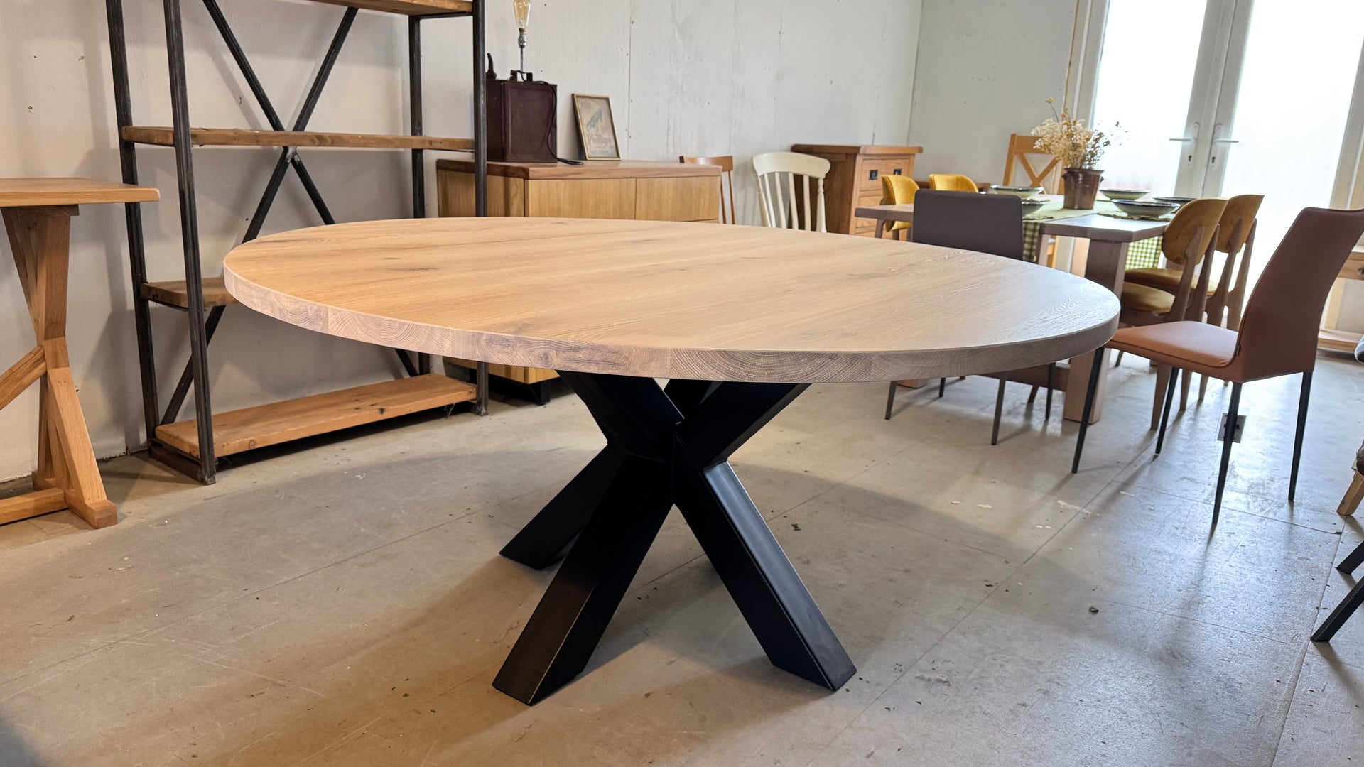 The Round Metal Spider: 160 cm