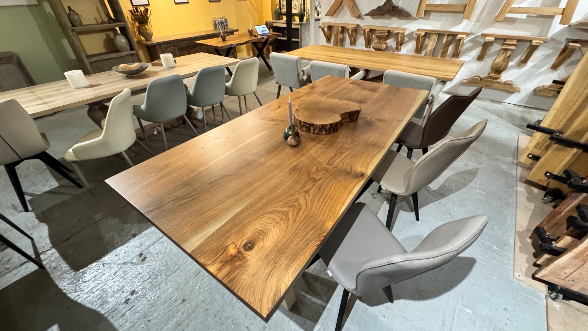 The Walnut Painted A- 240 x 110 cm