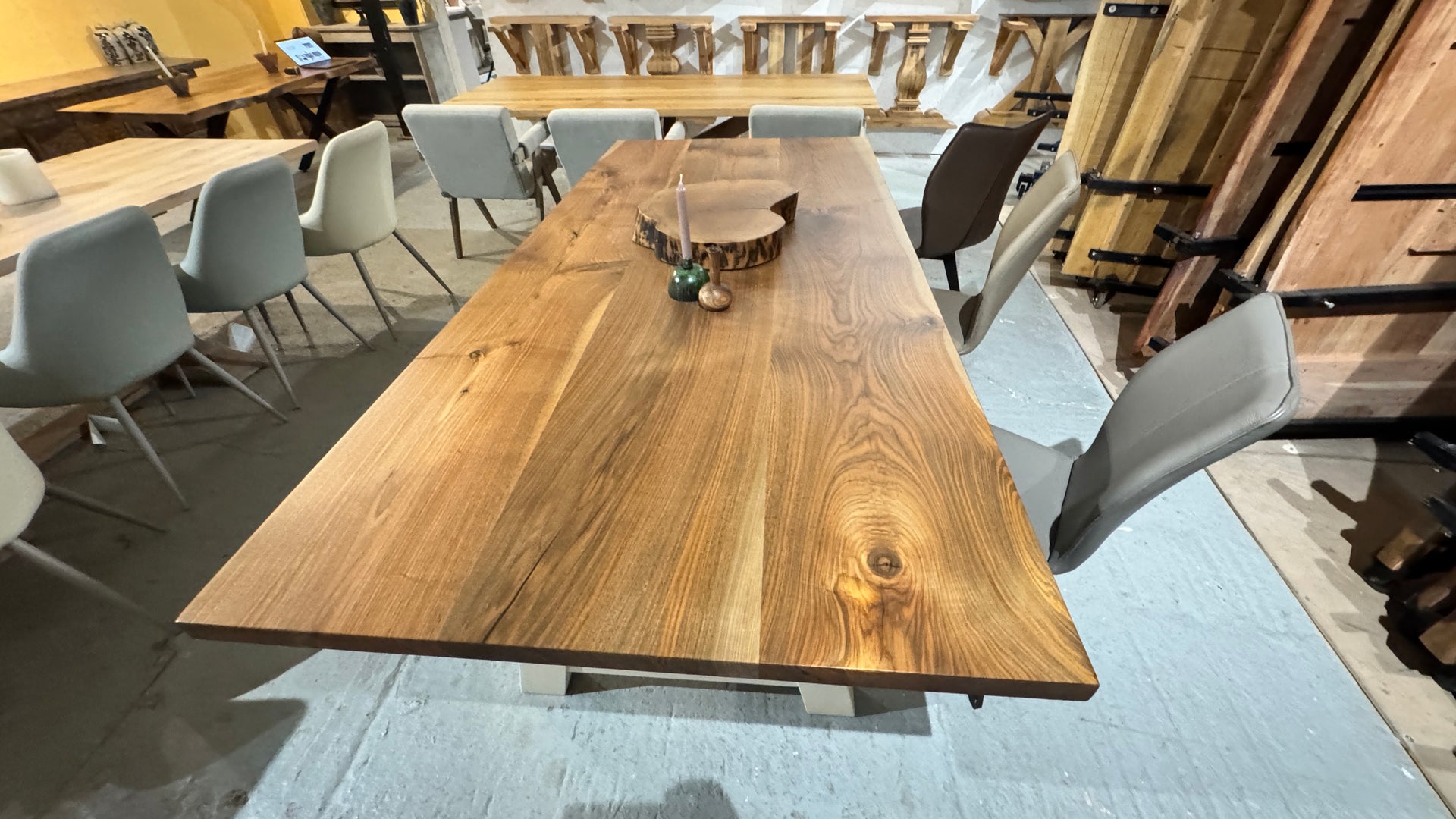 The Walnut Painted A- 240 x 110 cm