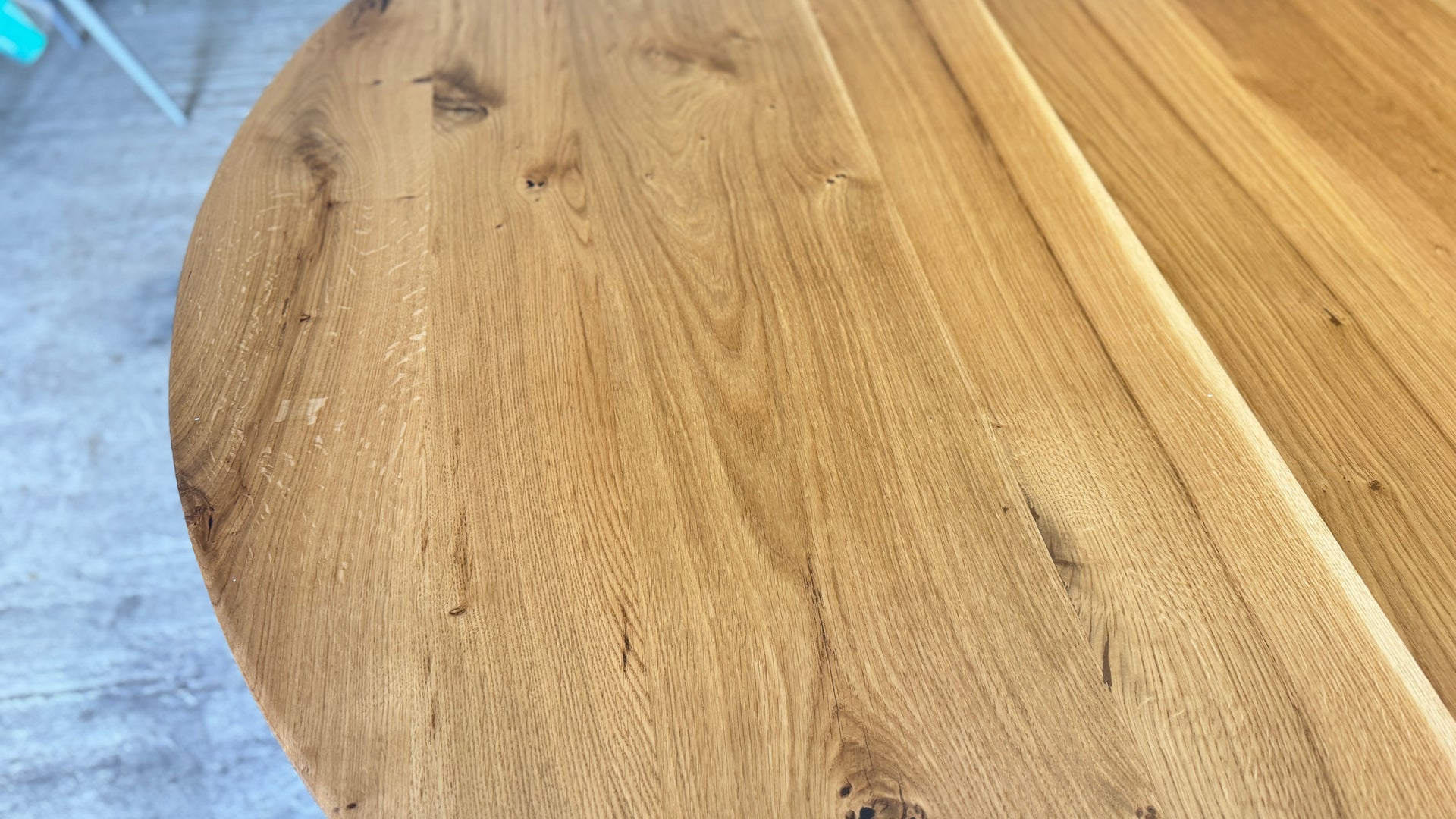 The Round Heritage- 140 x 140 cm