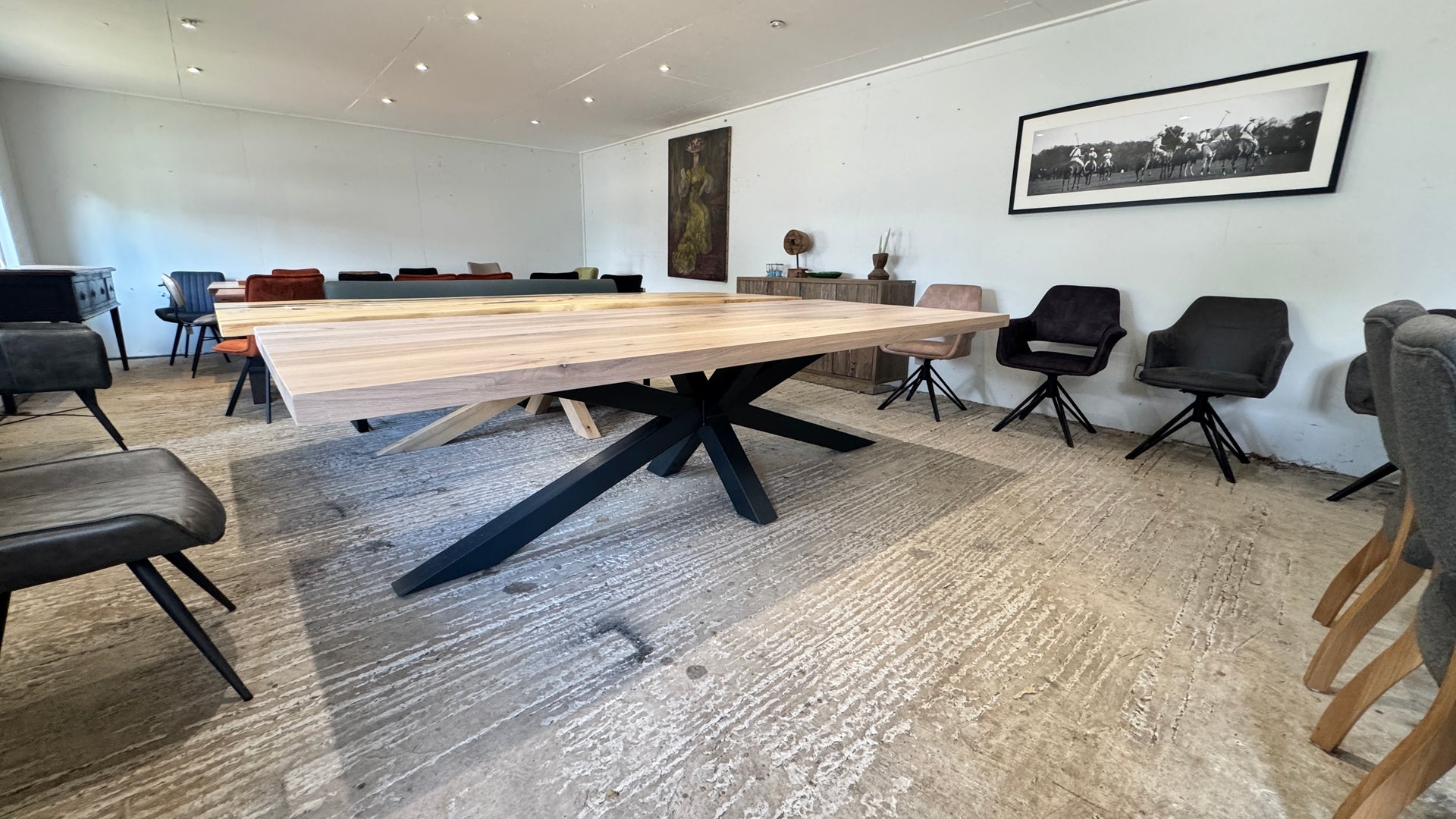 The Metal Spider: 280 x 120 cm