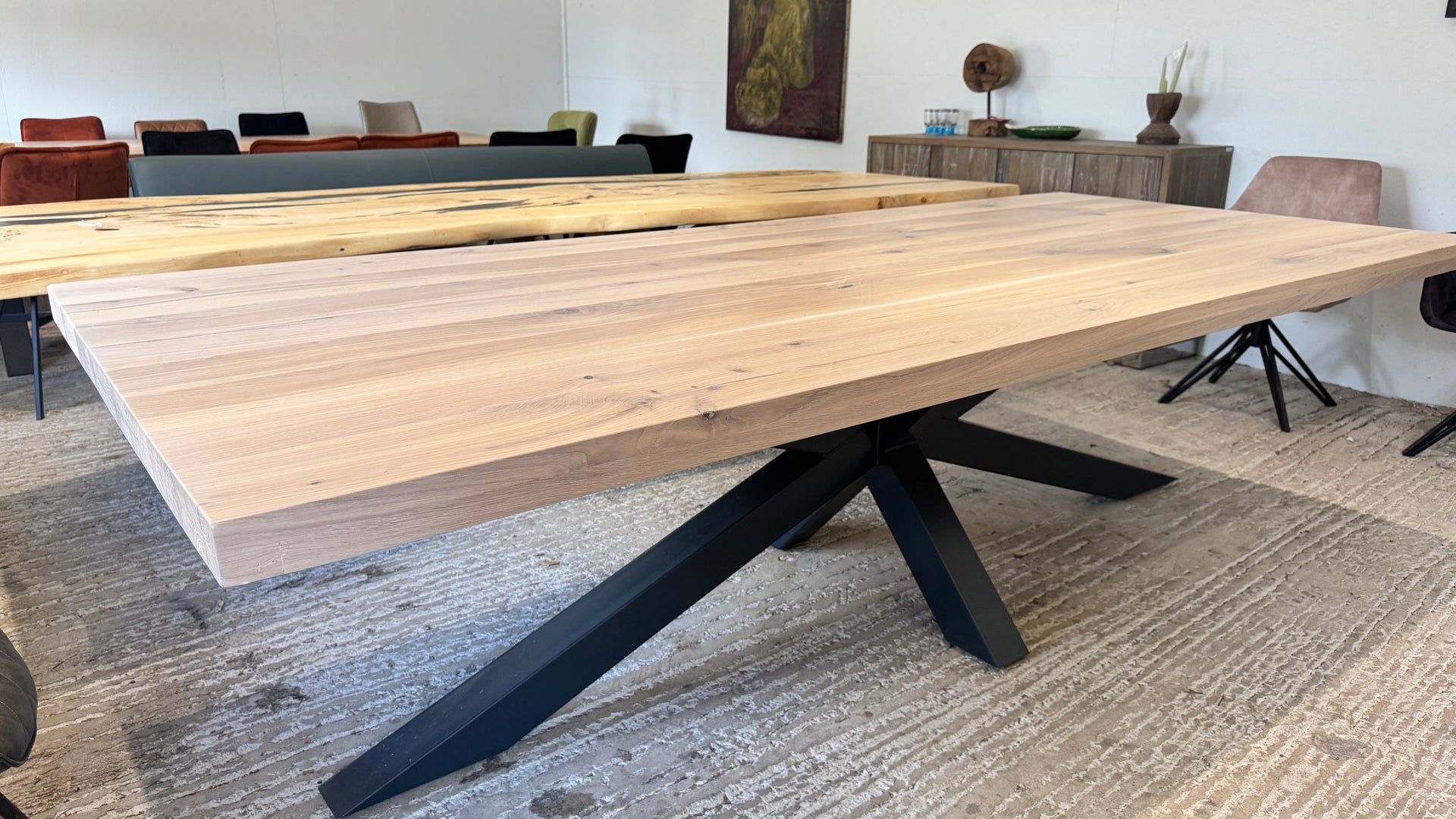 The Metal Spider: 280 x 120 cm