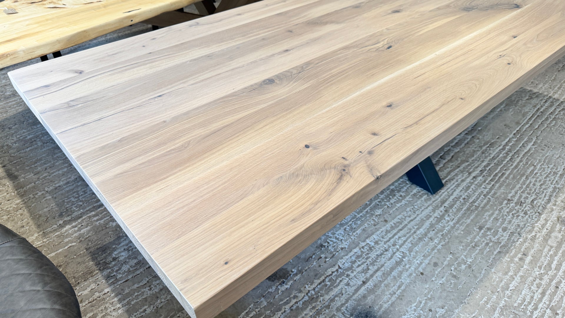 The Metal Spider: 280 x 120 cm