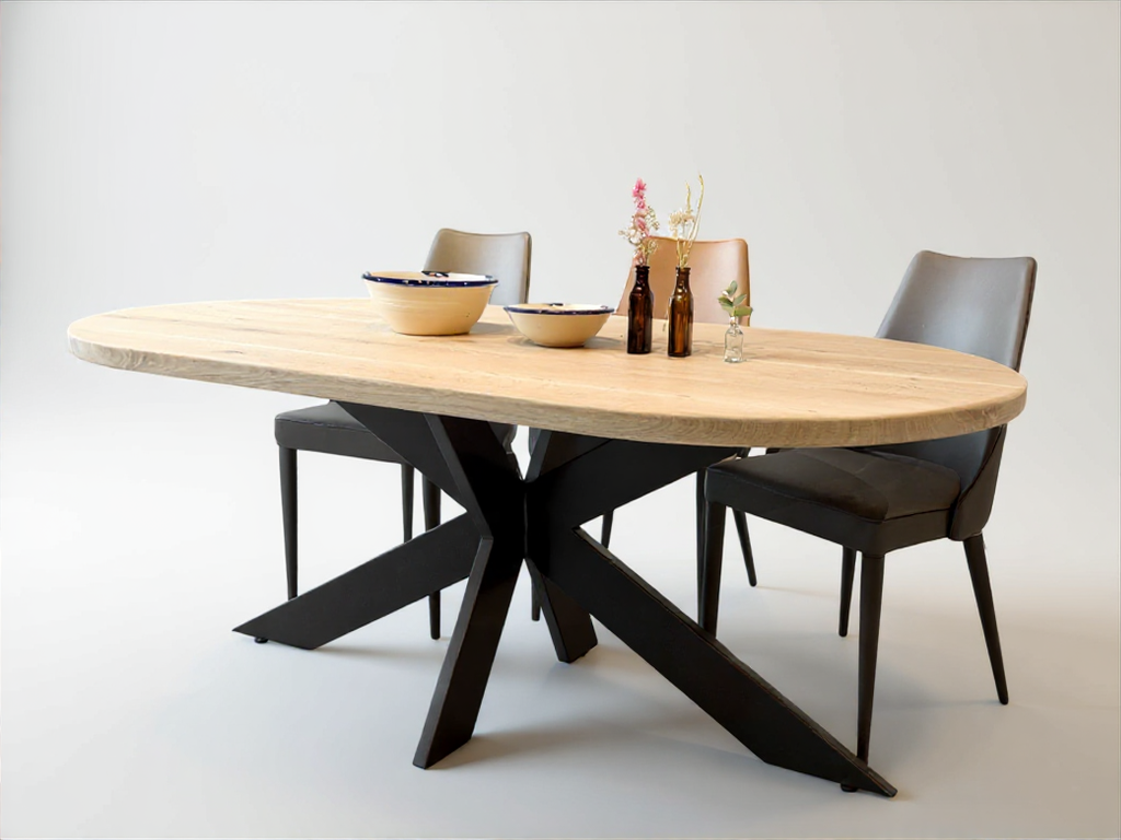 The Oval Metal Spider: 183 x 101 cm