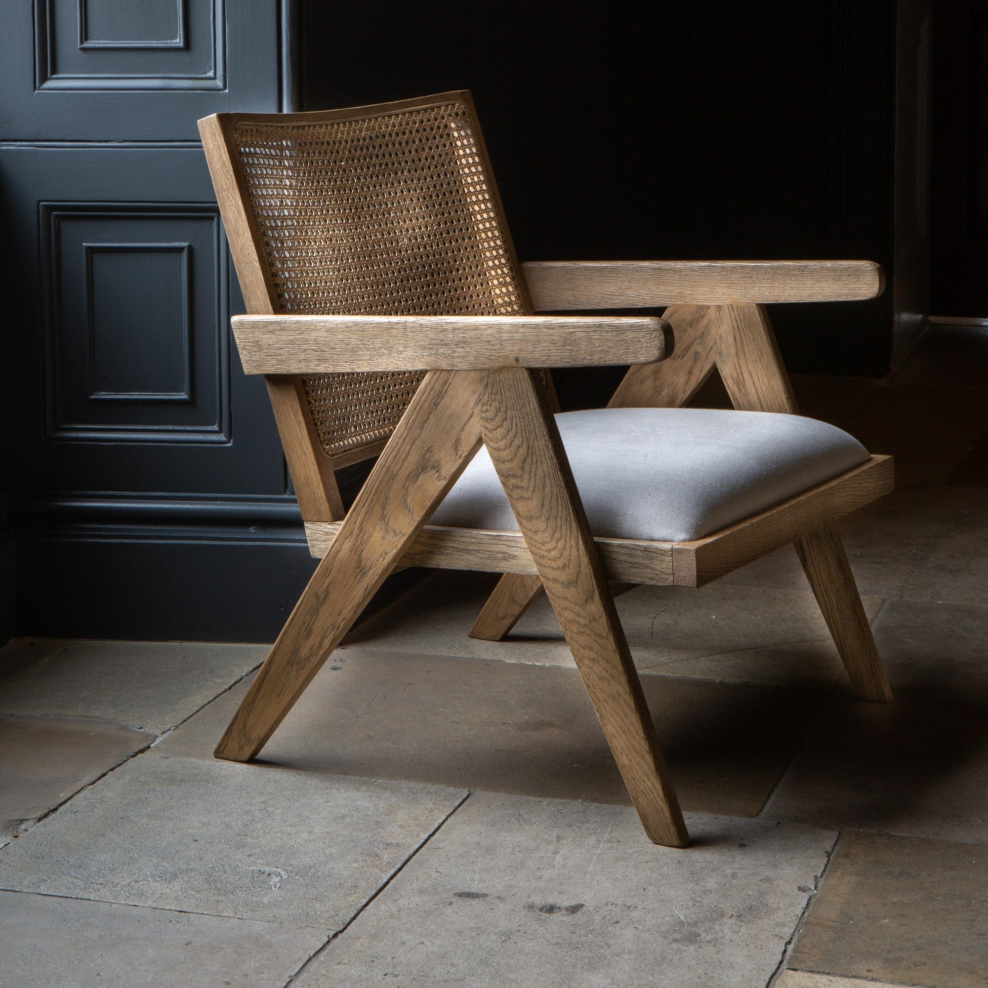 The Zara Lounge Chair