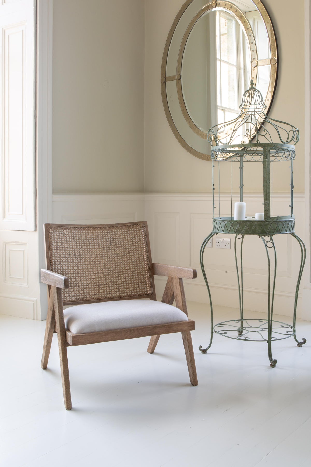 The Zara Lounge Chair