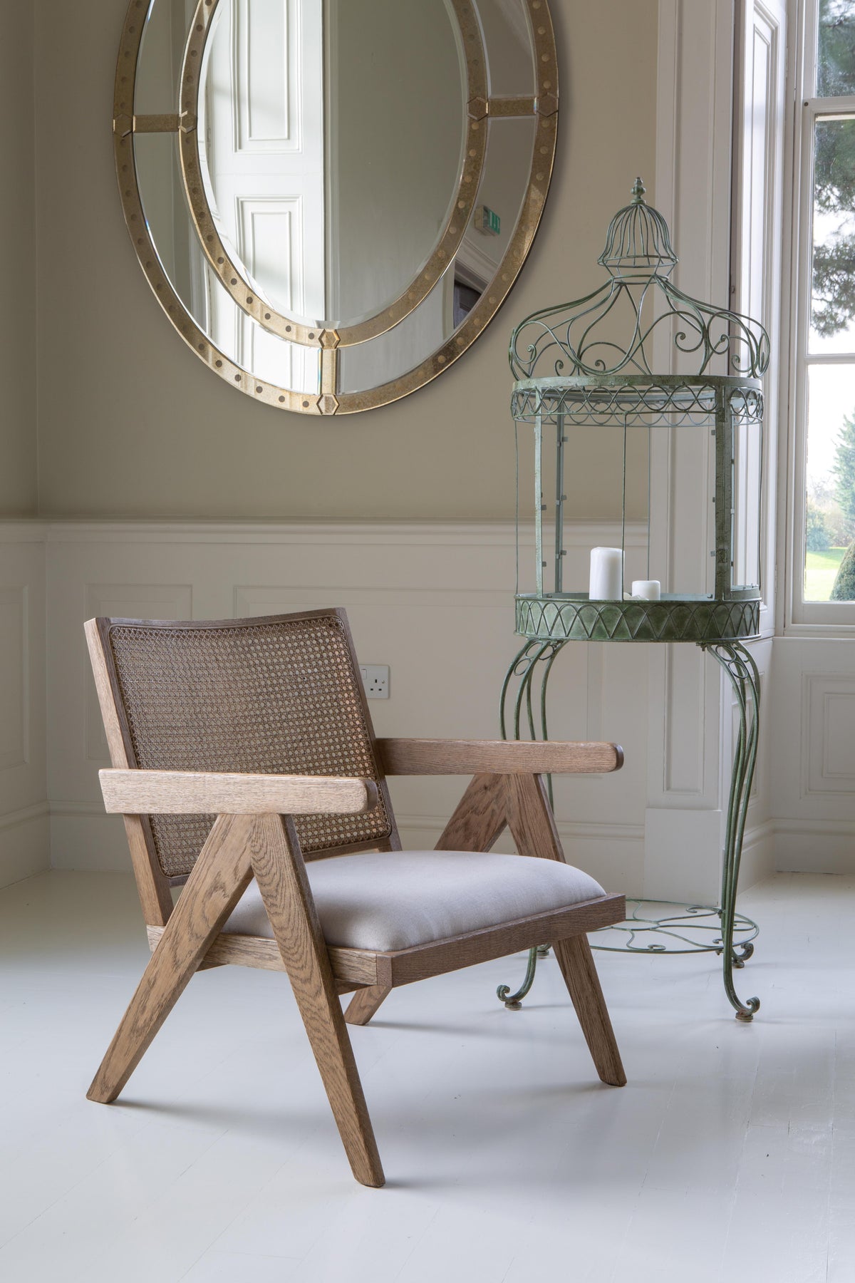 The Zara Lounge Chair