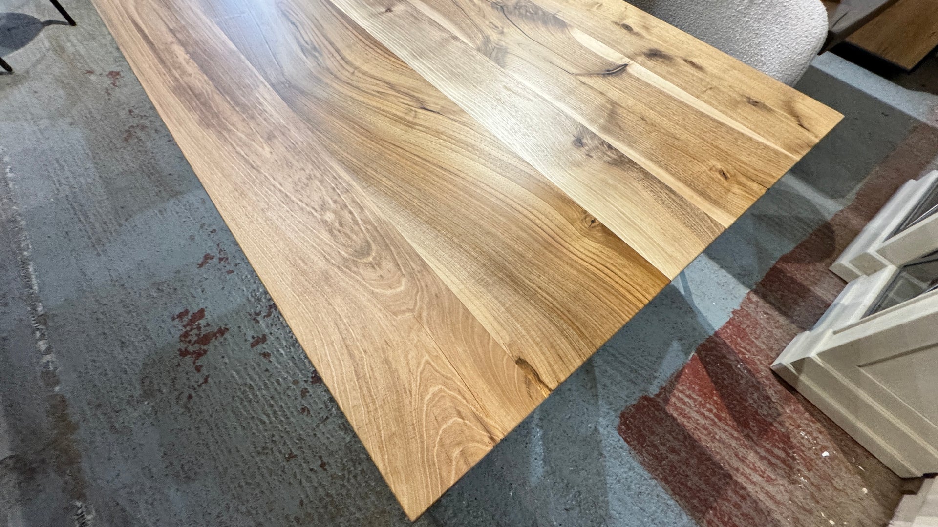 The Walnut Spider: 220 x 110 cm