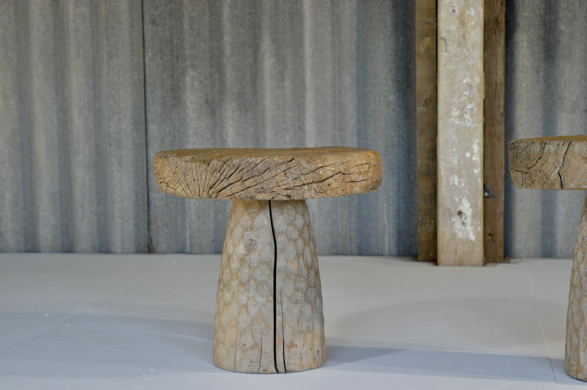 Set of two lamp tables