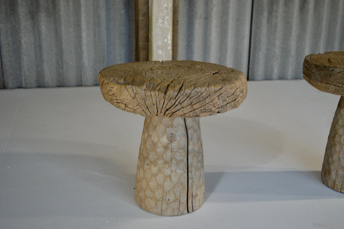 Set of two lamp tables