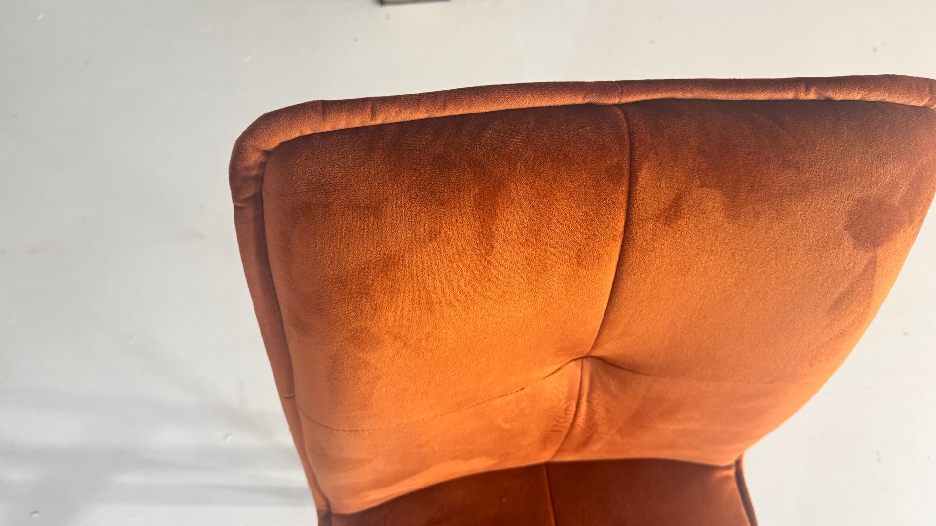 The Raymundo Chair Orange