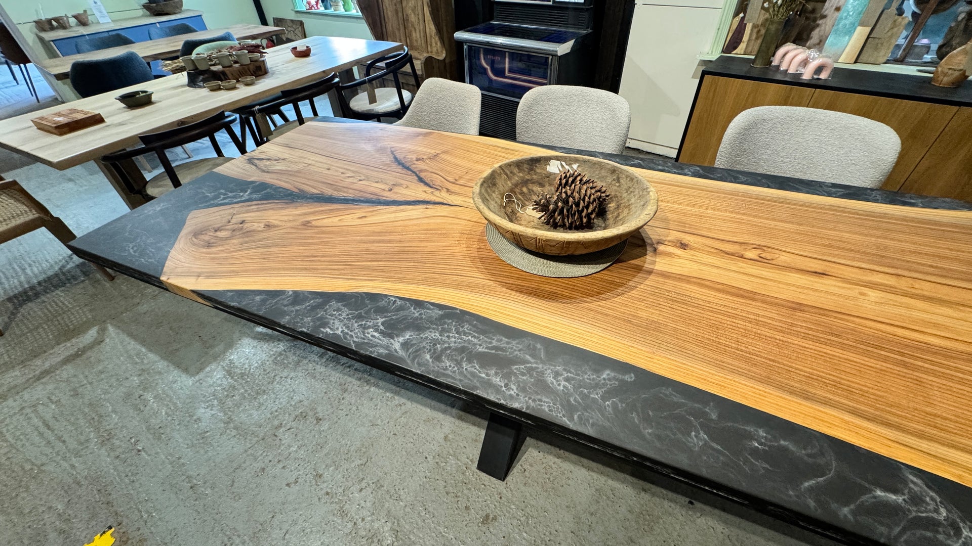 *SOLD* The Elm Slab: 245 x 107 cm