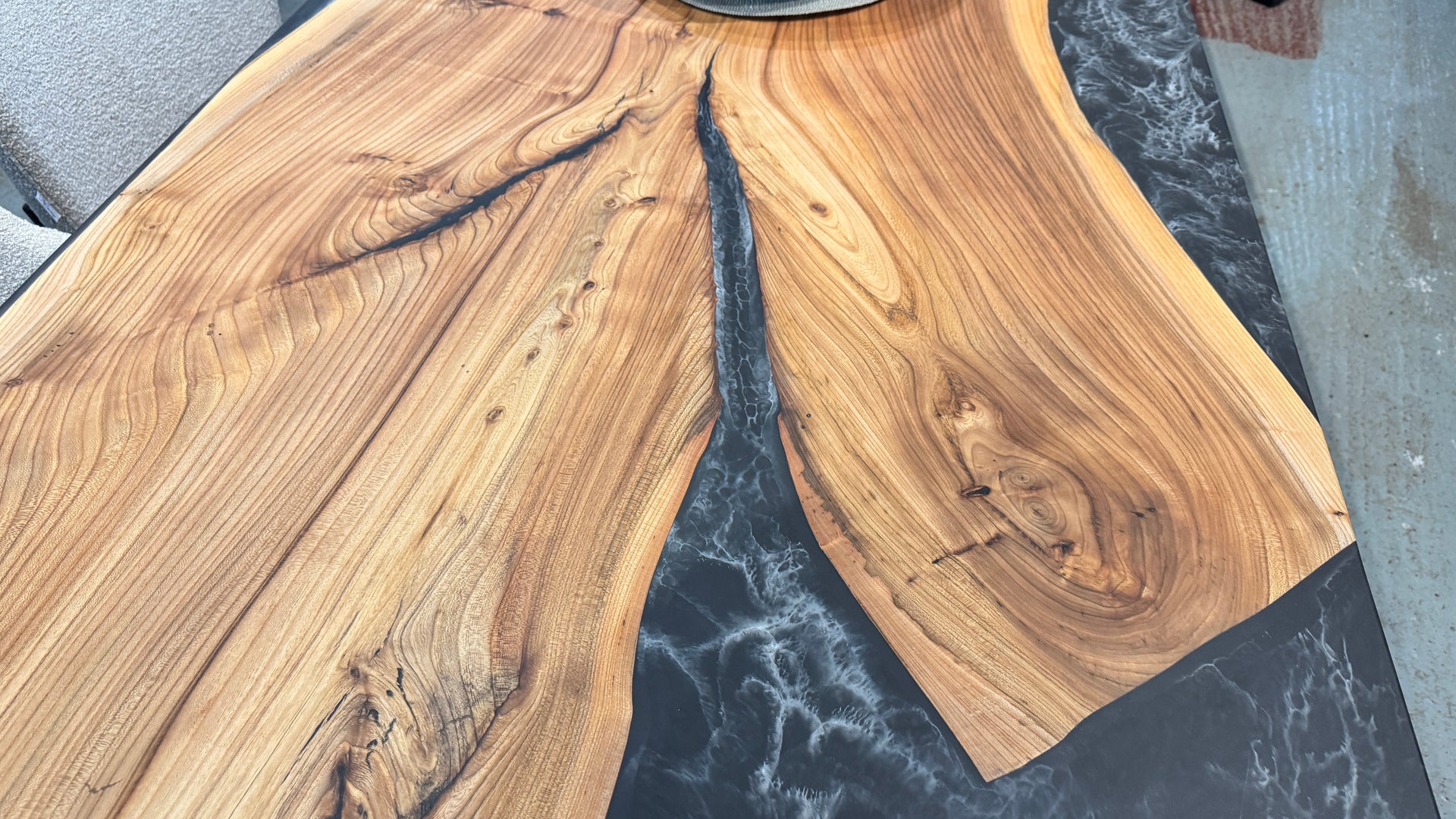 *SOLD* The Elm Slab: 245 x 107 cm