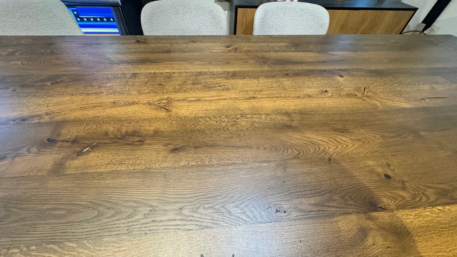 The Balustrade: Seats 14
