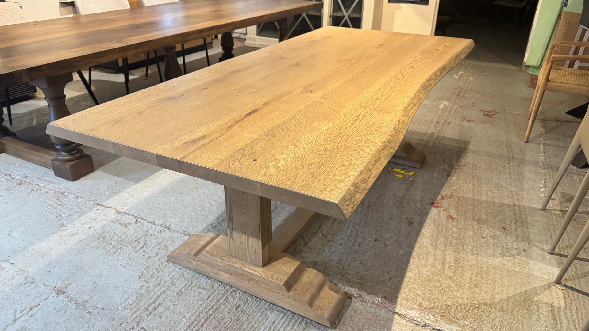 The Column: 8 seater