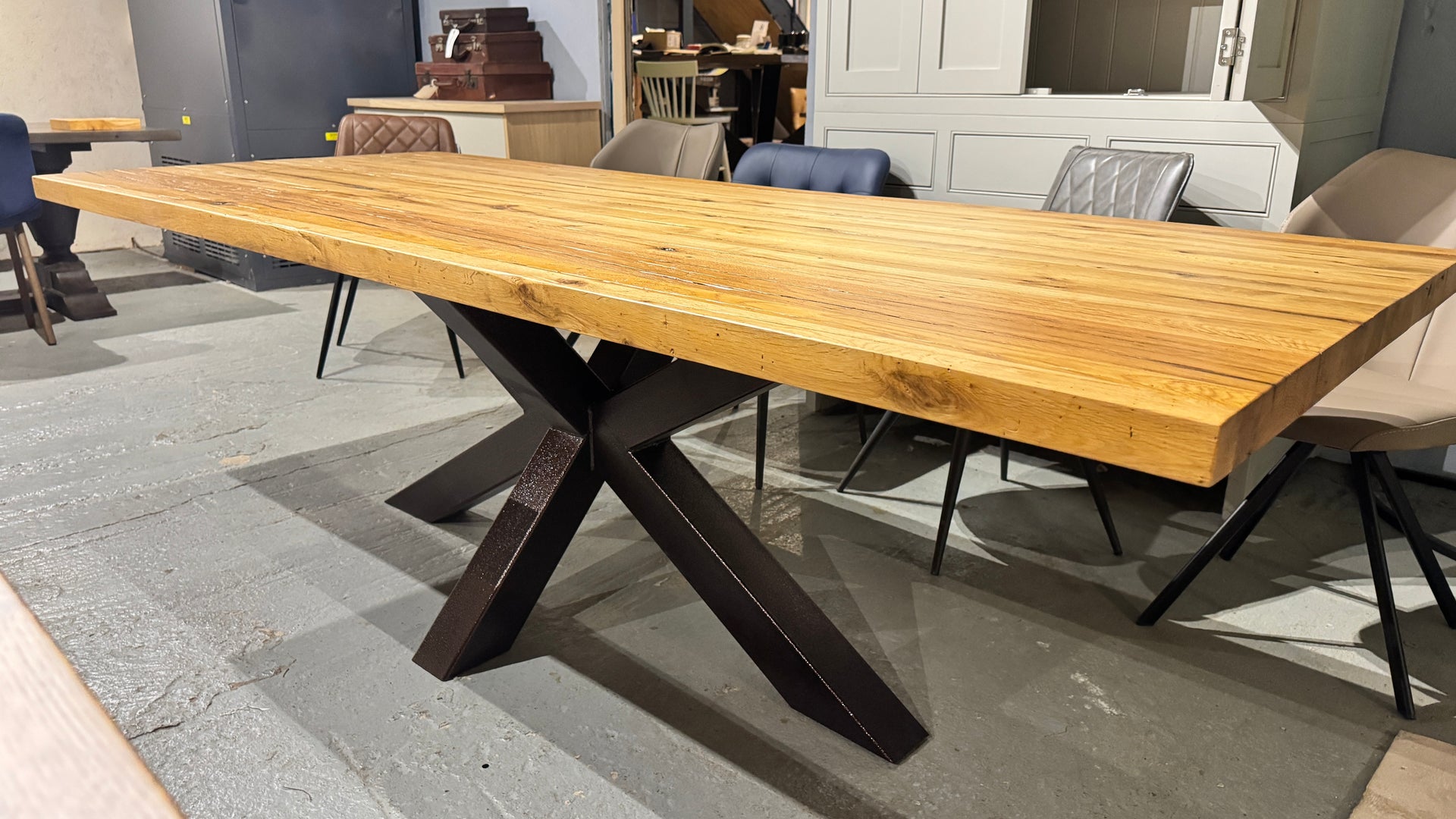 The Reclaimed Metal Spider: 240 x 100 cm