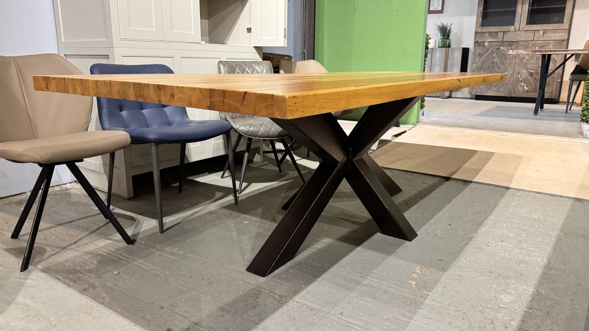 The Reclaimed Metal Spider: 240 x 100 cm