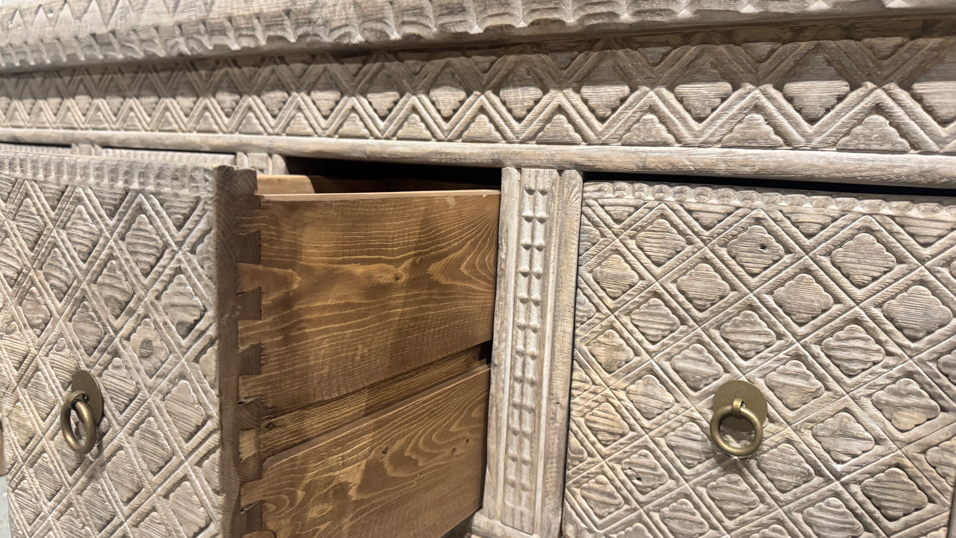 Reclaimed Elm Side Unit