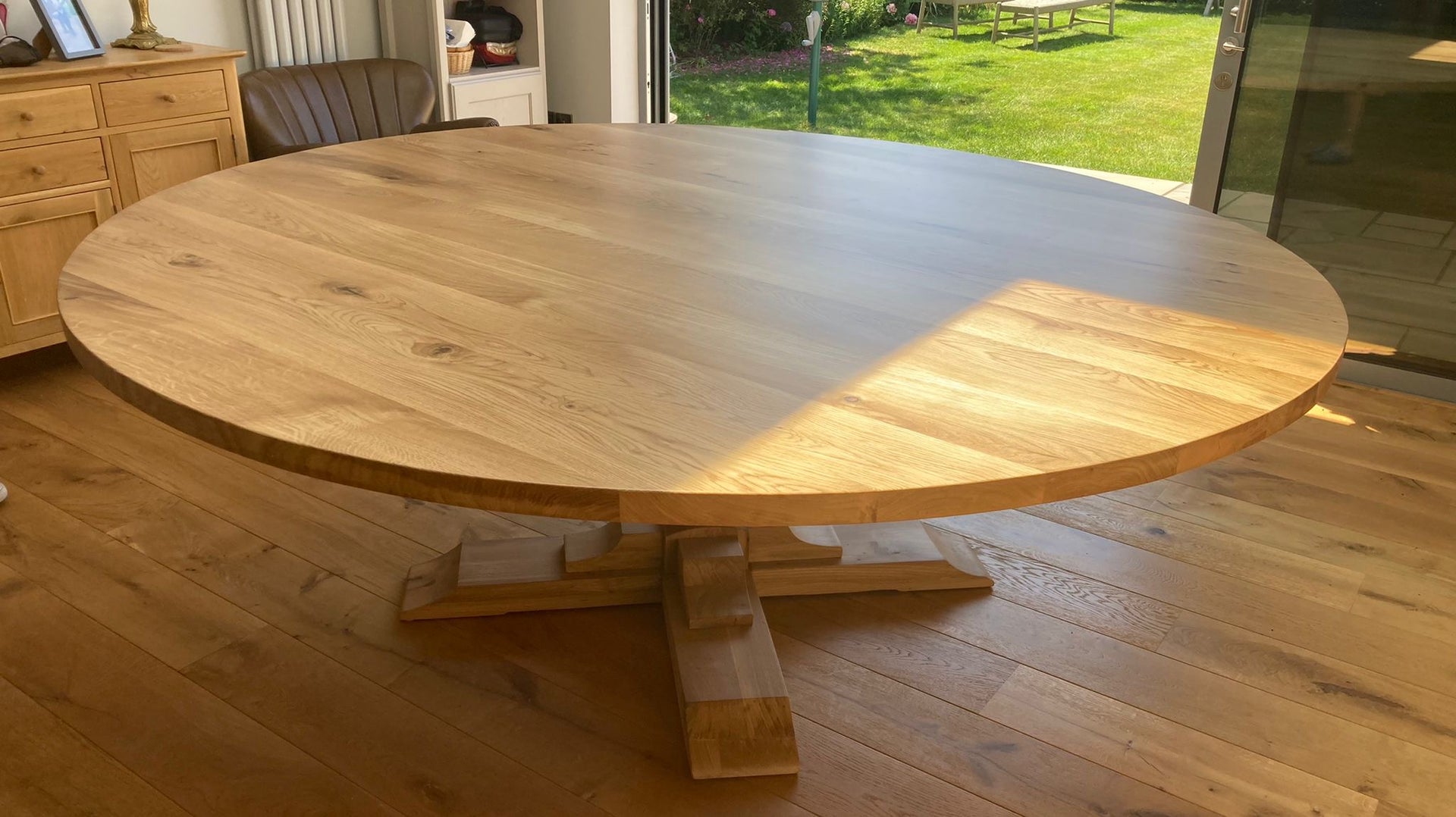 The Round Pear